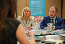 Queensland Education Minister John-Paul Langbroek (left). Picture: Newswire