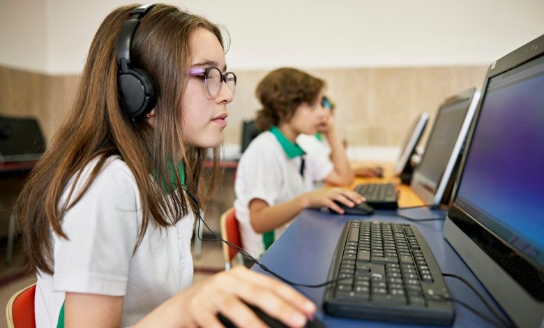 Teachers claimed some students’ screens froze 20 minutes into the exam, while others had their screens timed out. Picture: iStock/xavierarnau.